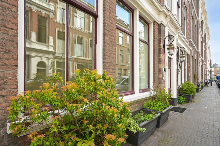 Photo 2 of Prinses Mariestraat 6-A