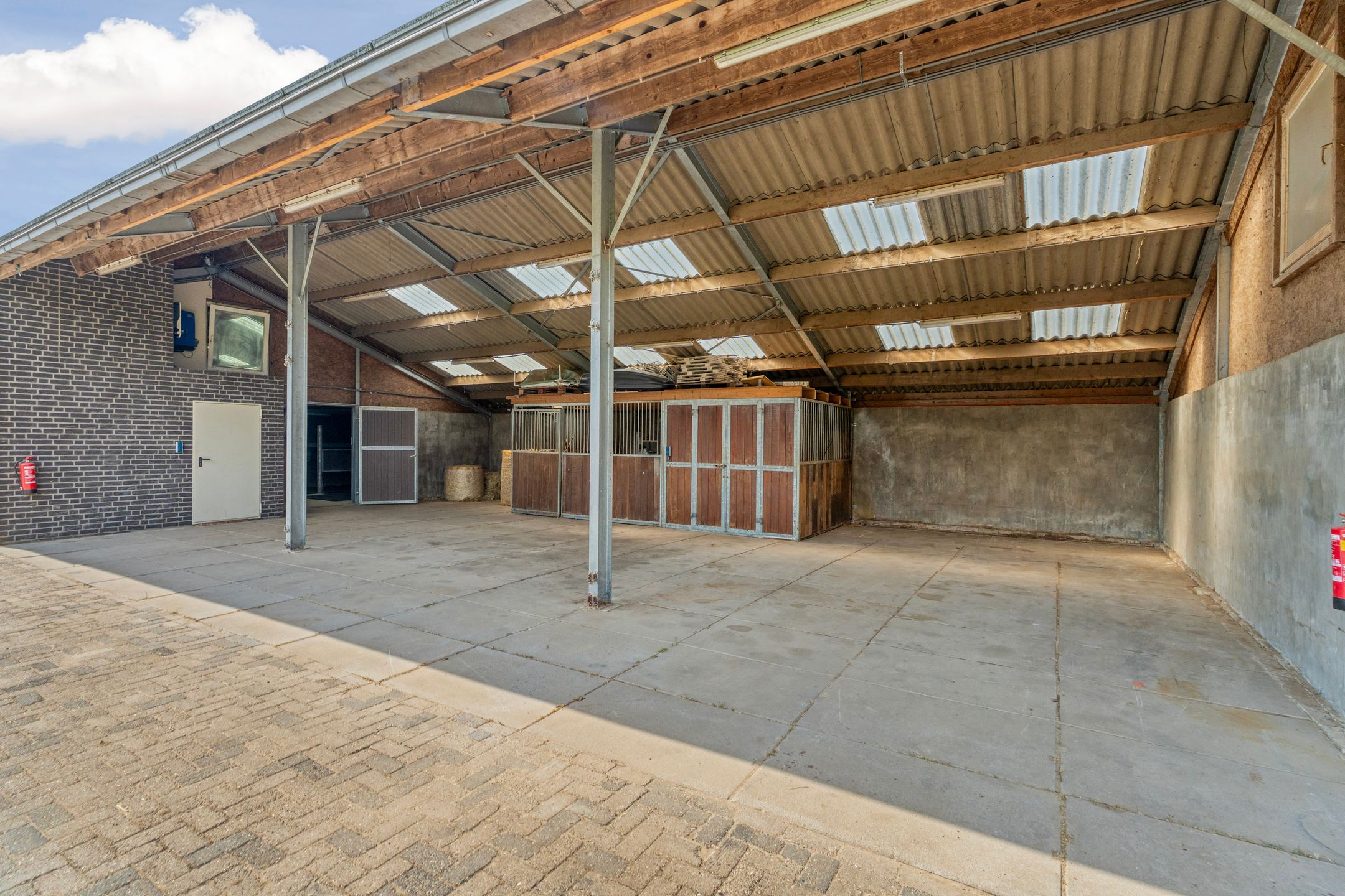 Photo 63 of Ringdam 5