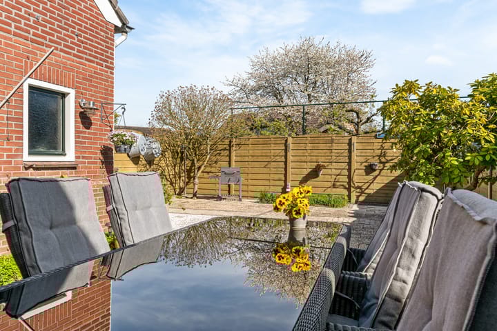 Photo 3 of Voortstraat 6