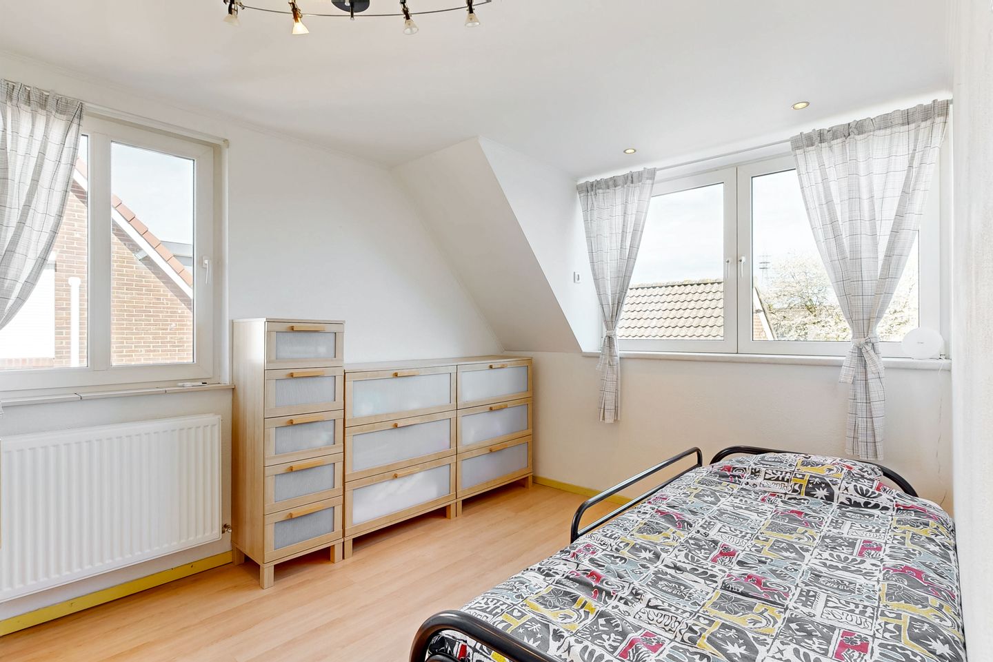 Foto 25 van Voortstraat 6