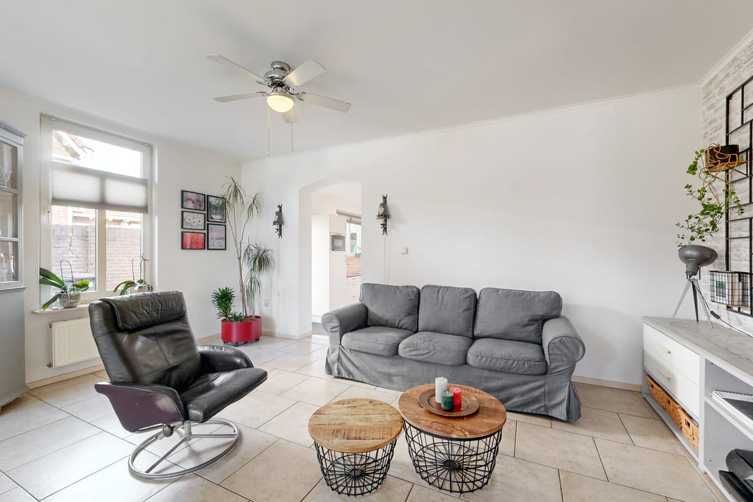 Foto 11 van Voortstraat 6