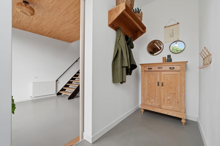 Tussenwoning te koop: Achter de Kerk 2, Nieuw- En Sint Joosland