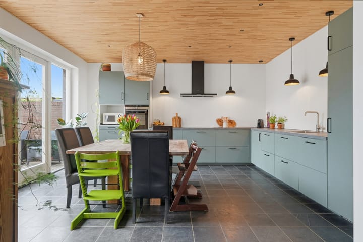 Tussenwoning te koop: Achter de Kerk 2, Nieuw- En Sint Joosland