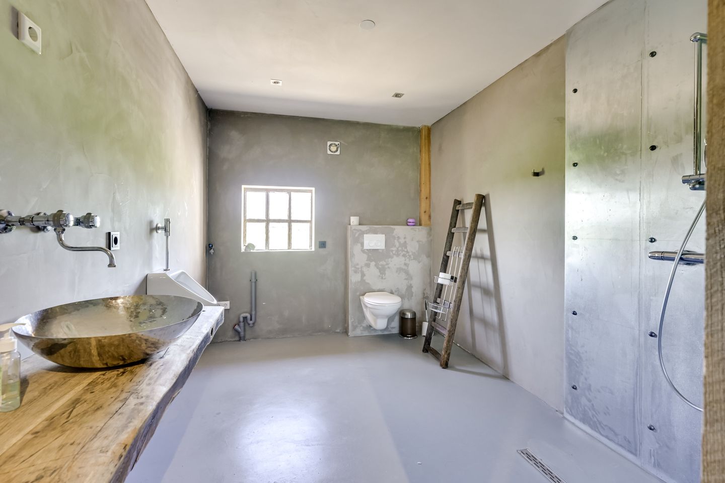 Foto 10 van Broekweg 12