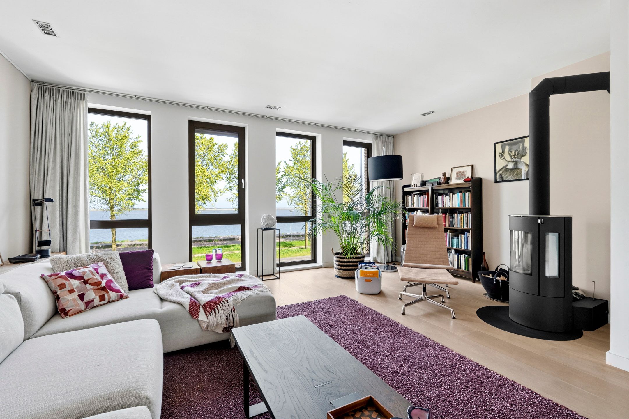 Foto 9 van Bert Haanstrakade 256