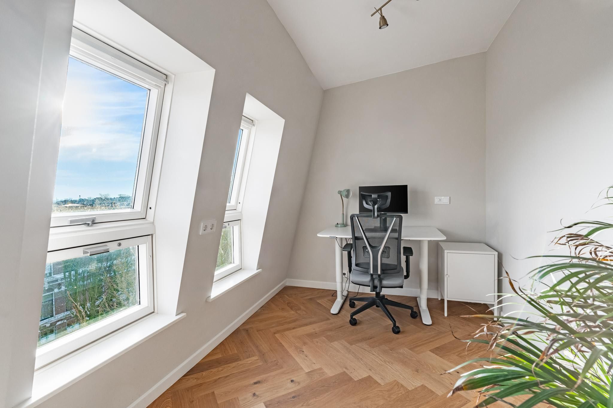 Photo 33 of Nassauplein 43