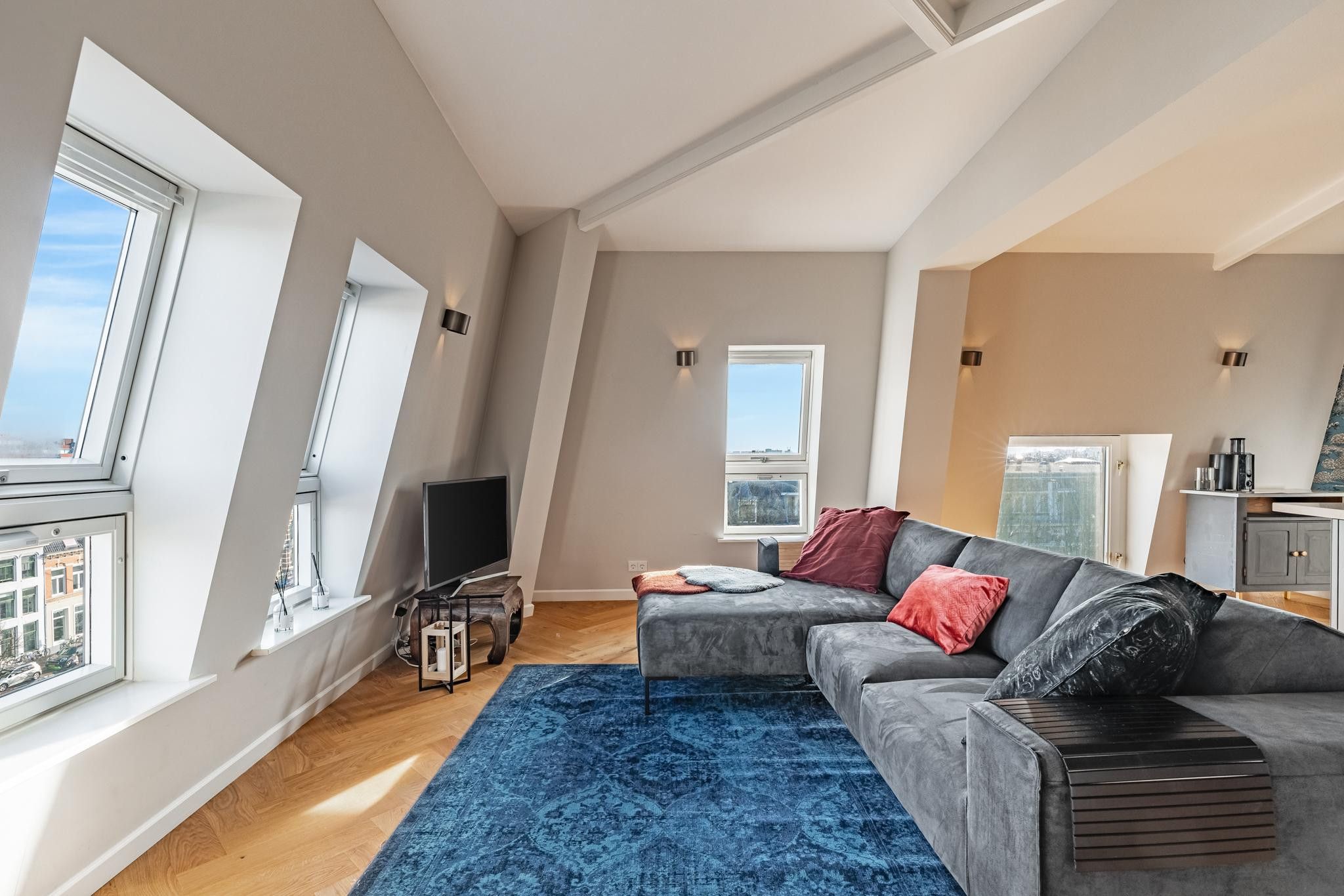 Photo 15 of Nassauplein 43