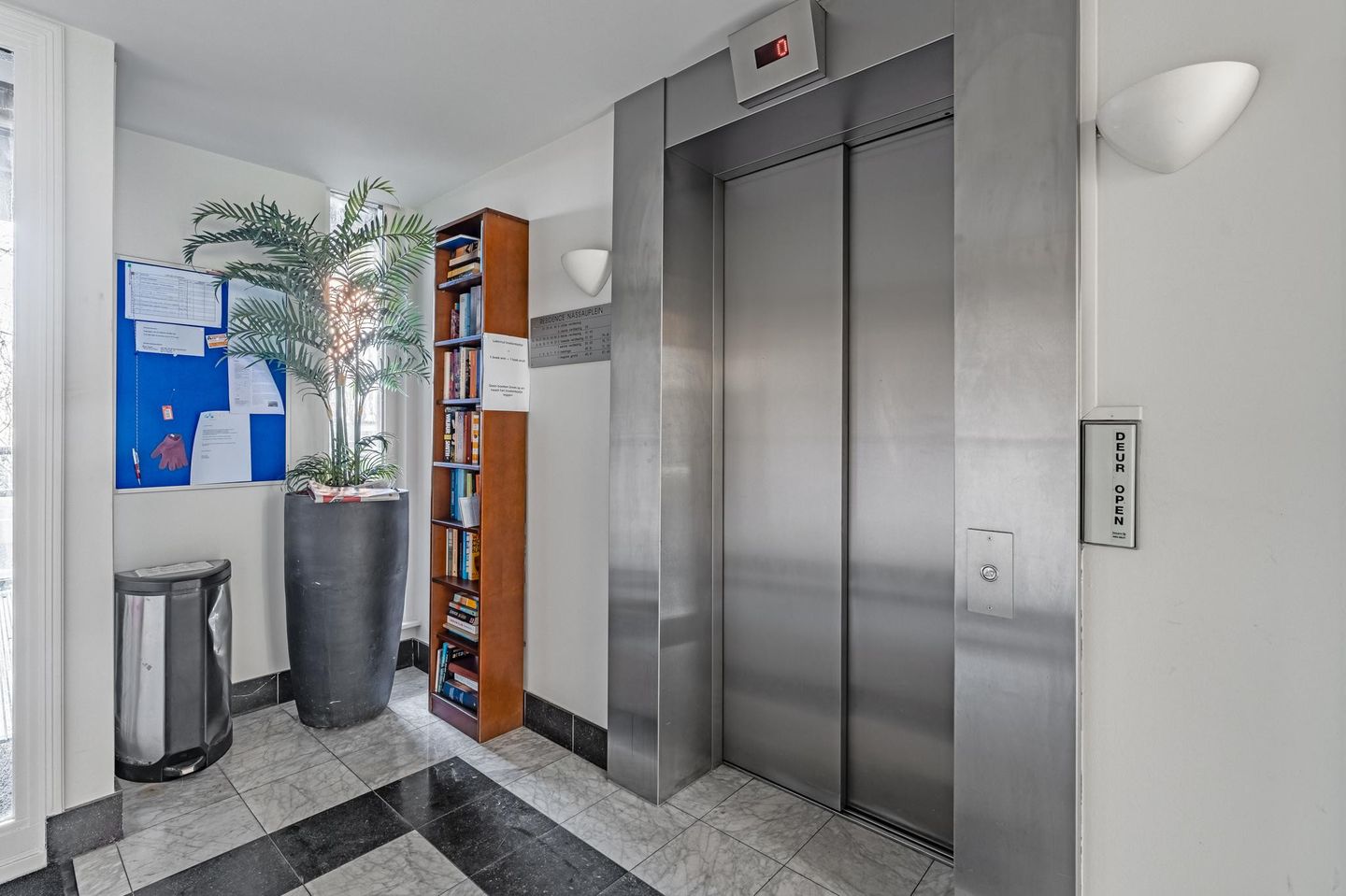 Photo 4 of Nassauplein 43