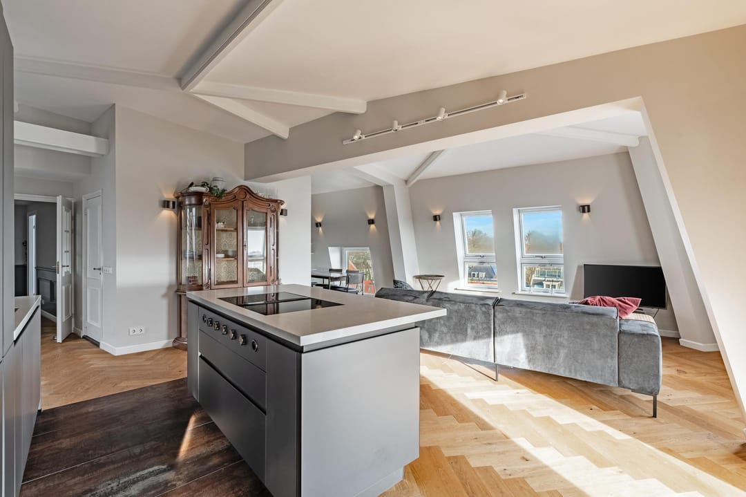 Photo 22 of Nassauplein 43