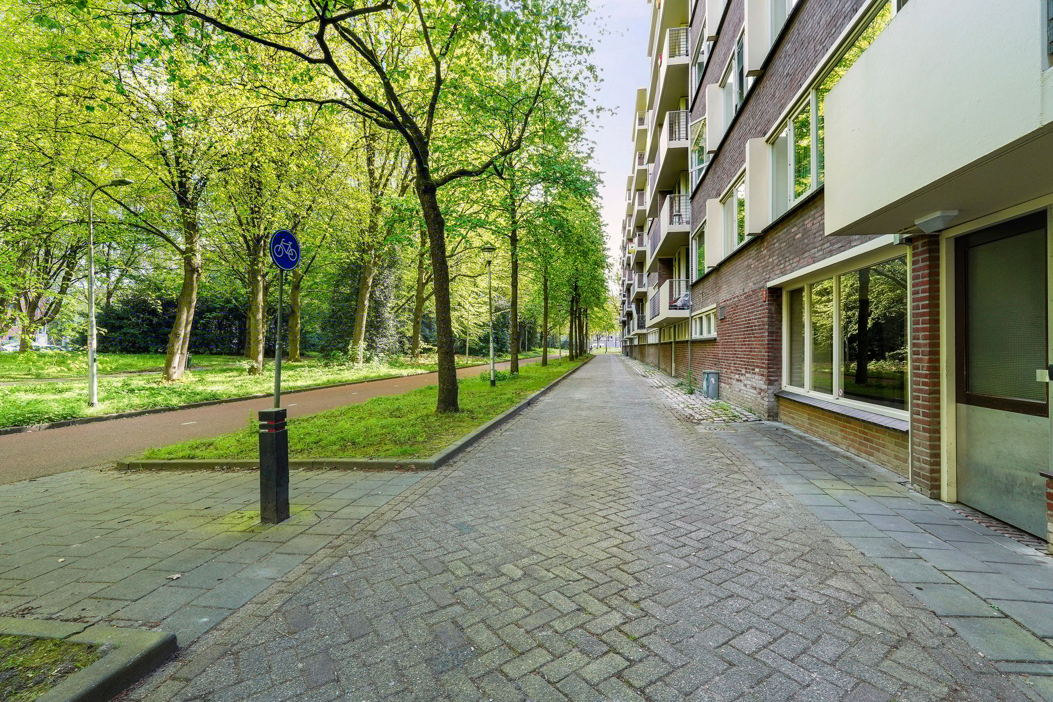 Photo 42 of Professor Cobbenhagenlaan 130