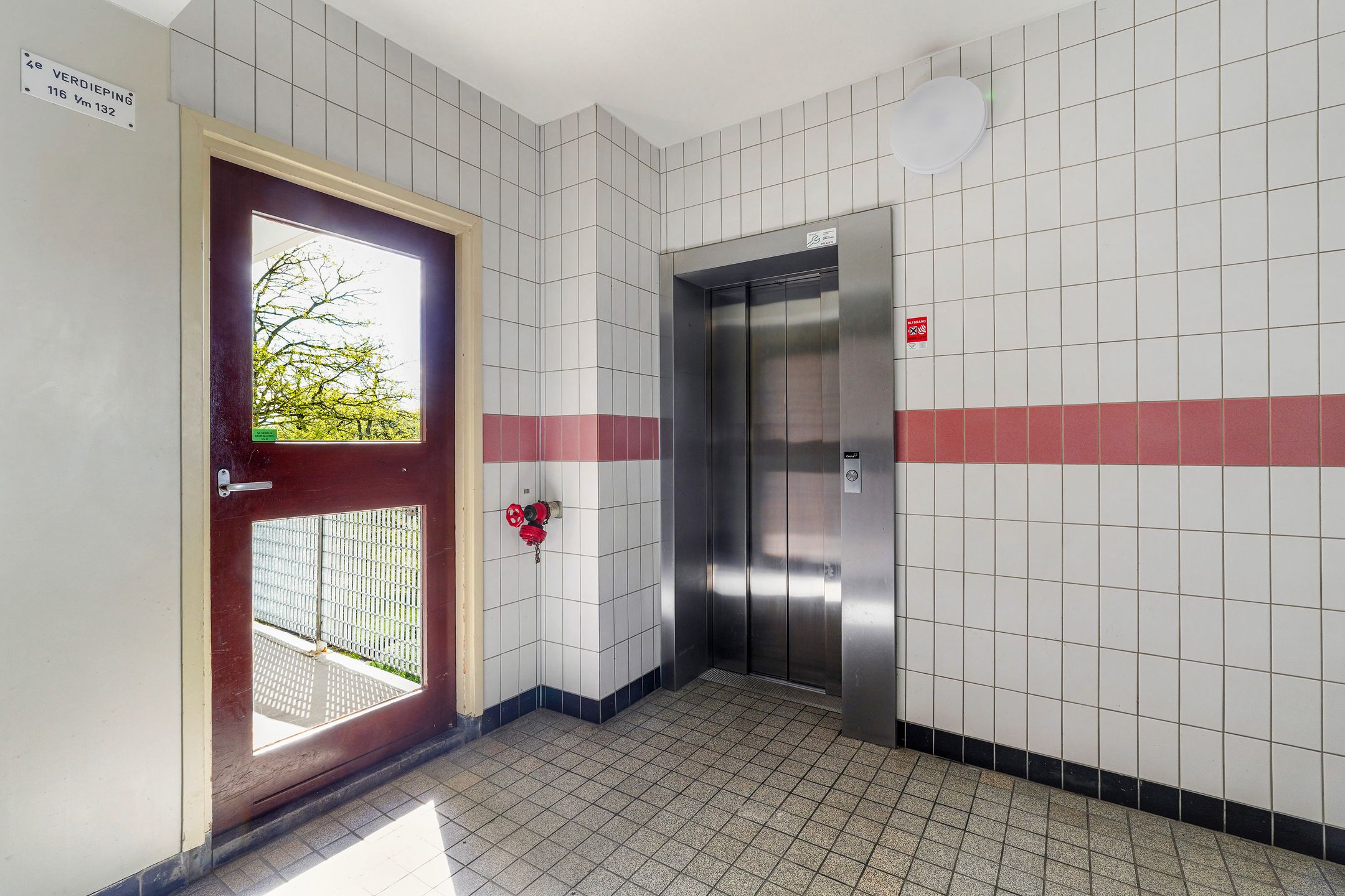 Photo 12 of Professor Cobbenhagenlaan 130