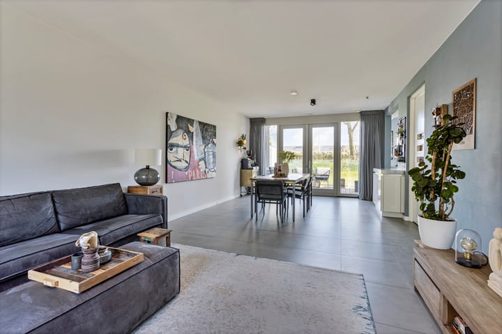 Tussenwoning te koop: Vitruviusstraat 156, Leiden