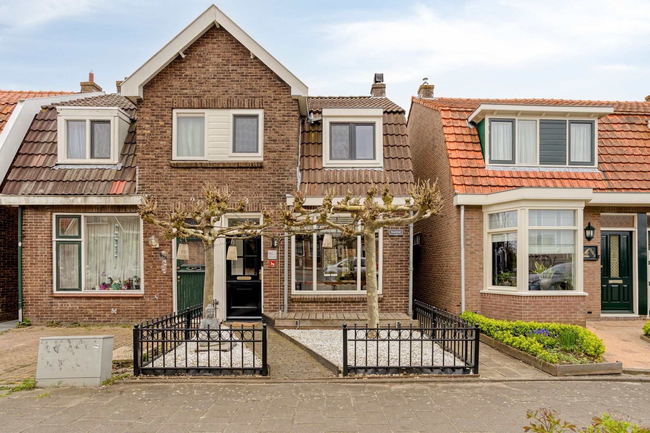 Dorpsstraat 911 