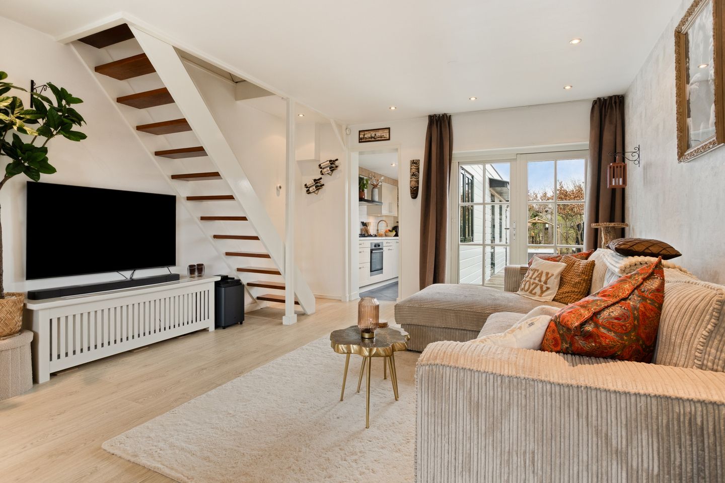 Photo 4 of Dorpsstraat 911