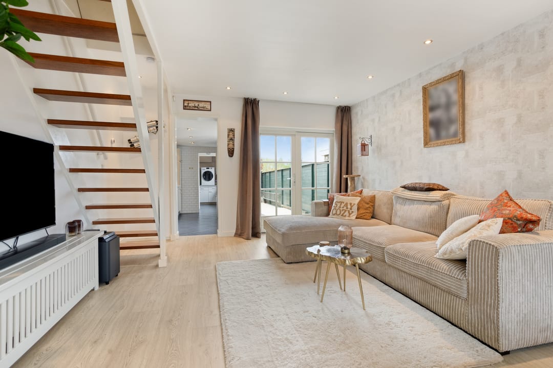 Photo 2 of Dorpsstraat 911