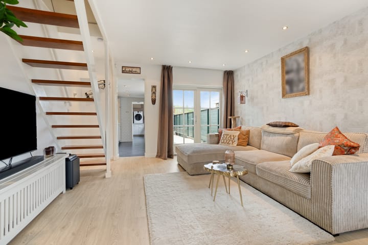 Foto 2 van Dorpsstraat 911