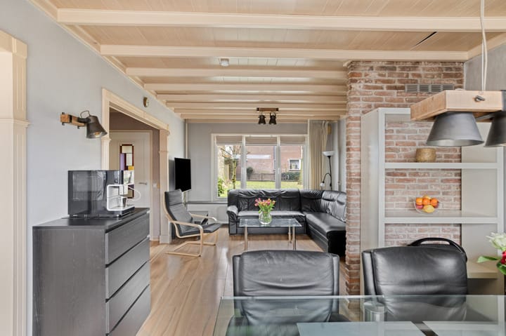 Photo 3 of Jan van Nassauplein 9