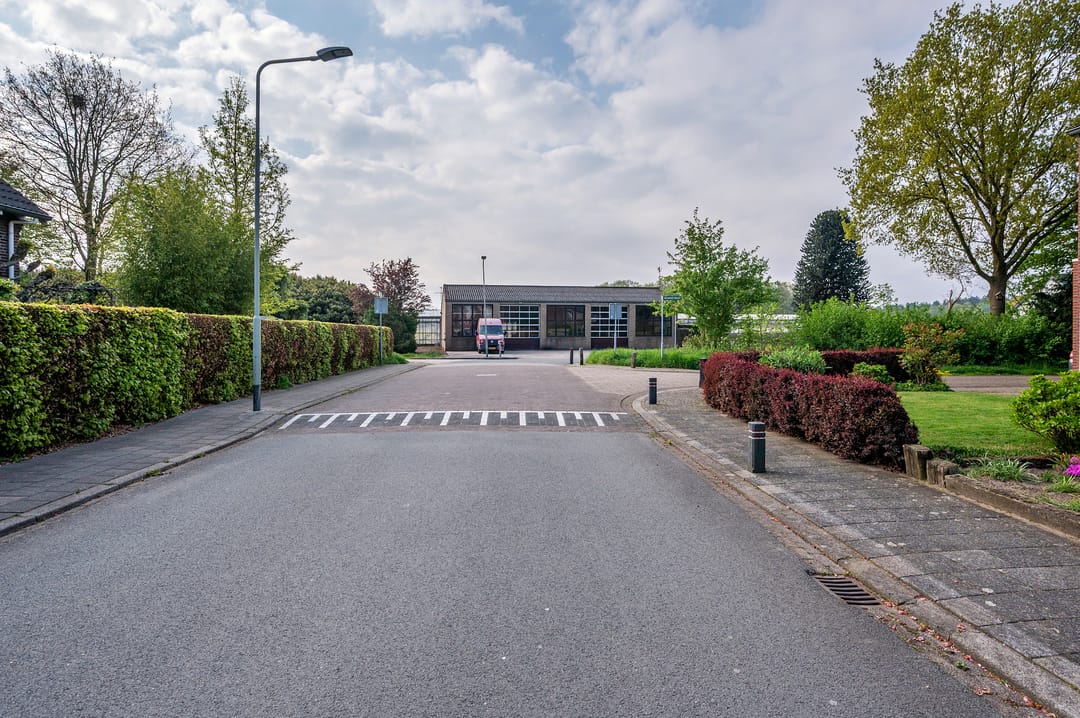 Photo 43 of Burgemeester van Deelensingel 102