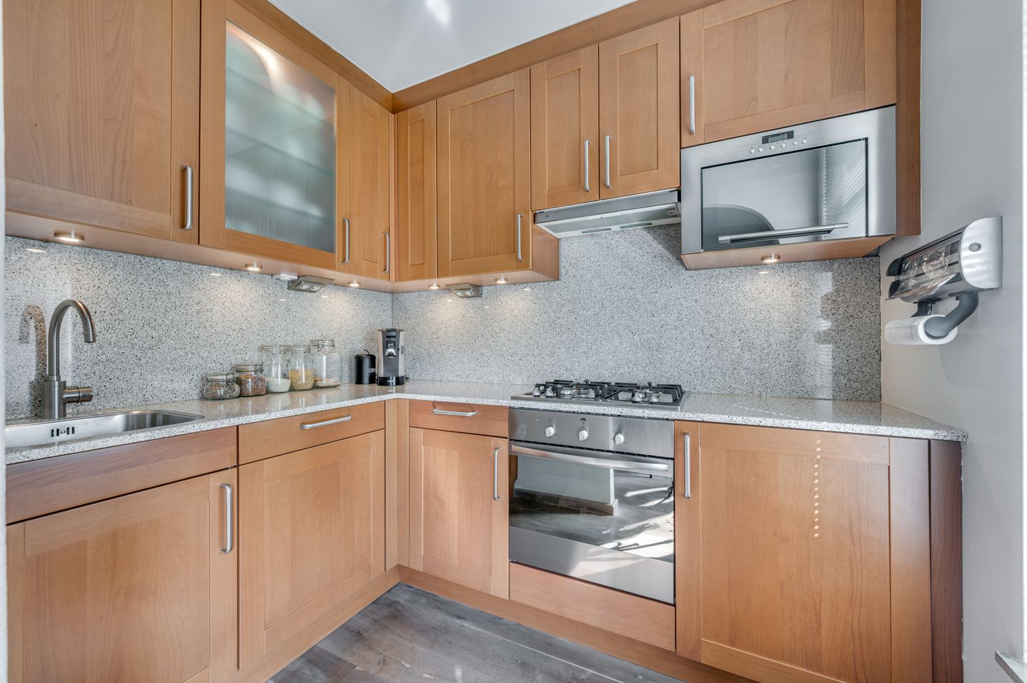 Photo 14 of Burgemeester van Deelensingel 102