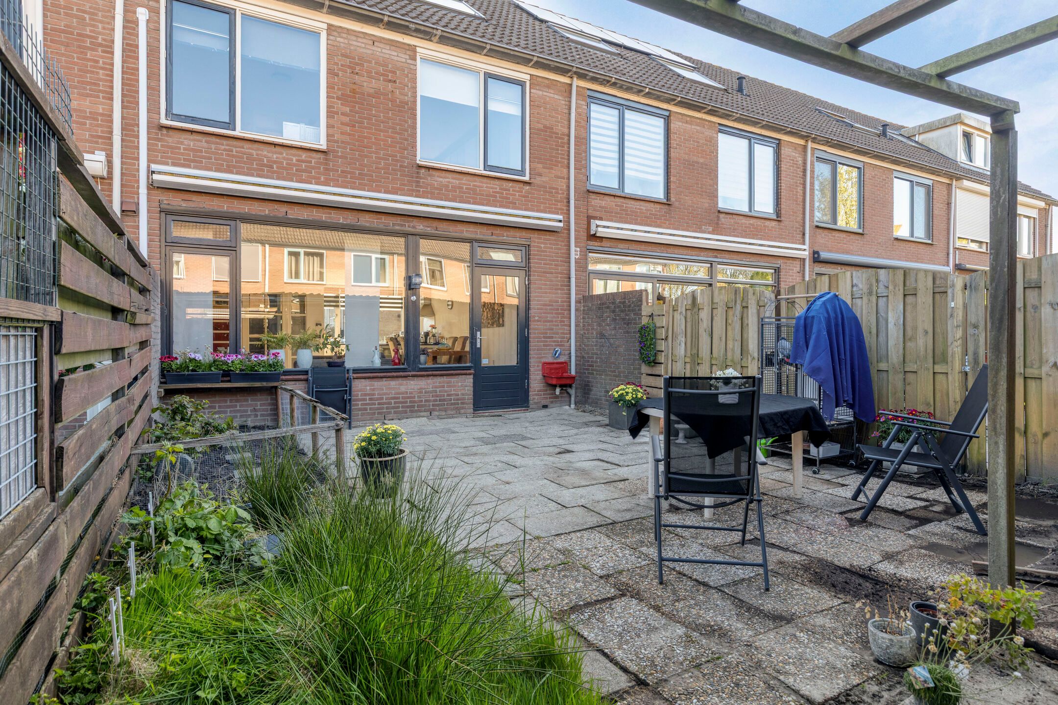 Spacious family home with 4 rooms in Hellevoetsluis Kulck-Zuid — 27