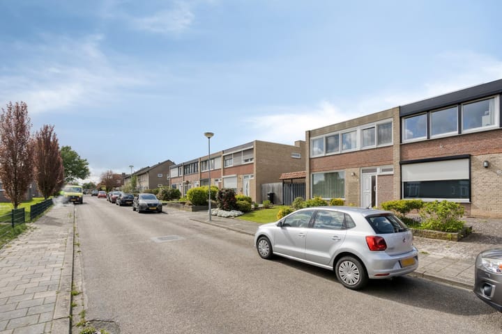 Photo 3 of Martin-Luther-Kingstraat 26