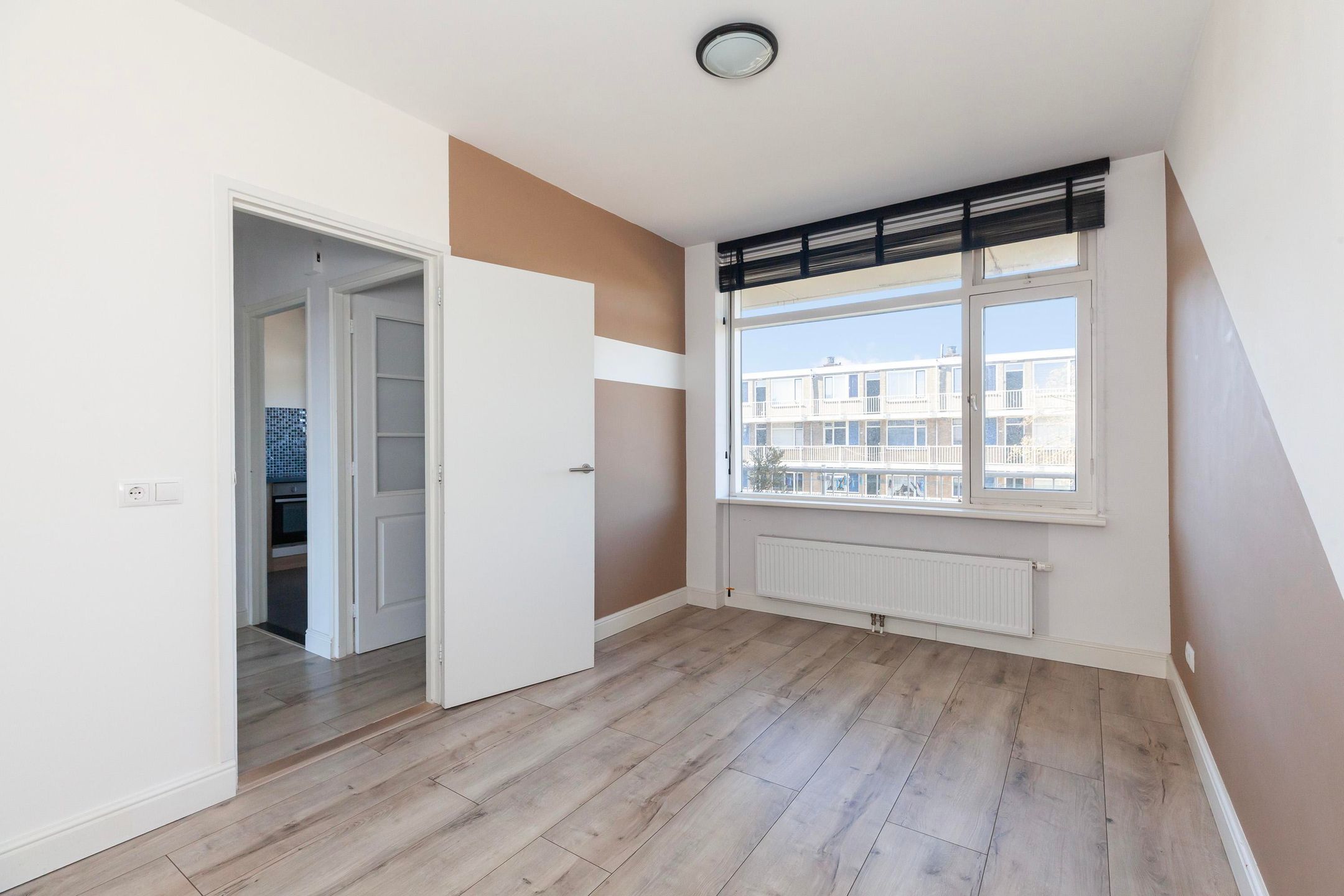 Photo 15 of Anth. Fokkerstraat 128