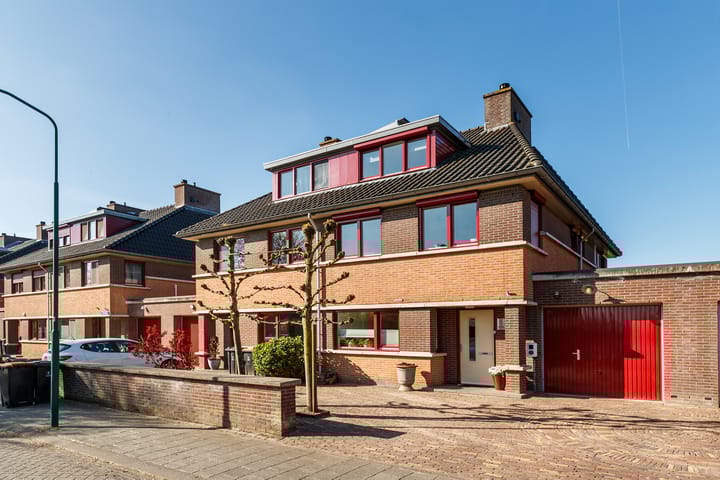 Romulus 109 main image