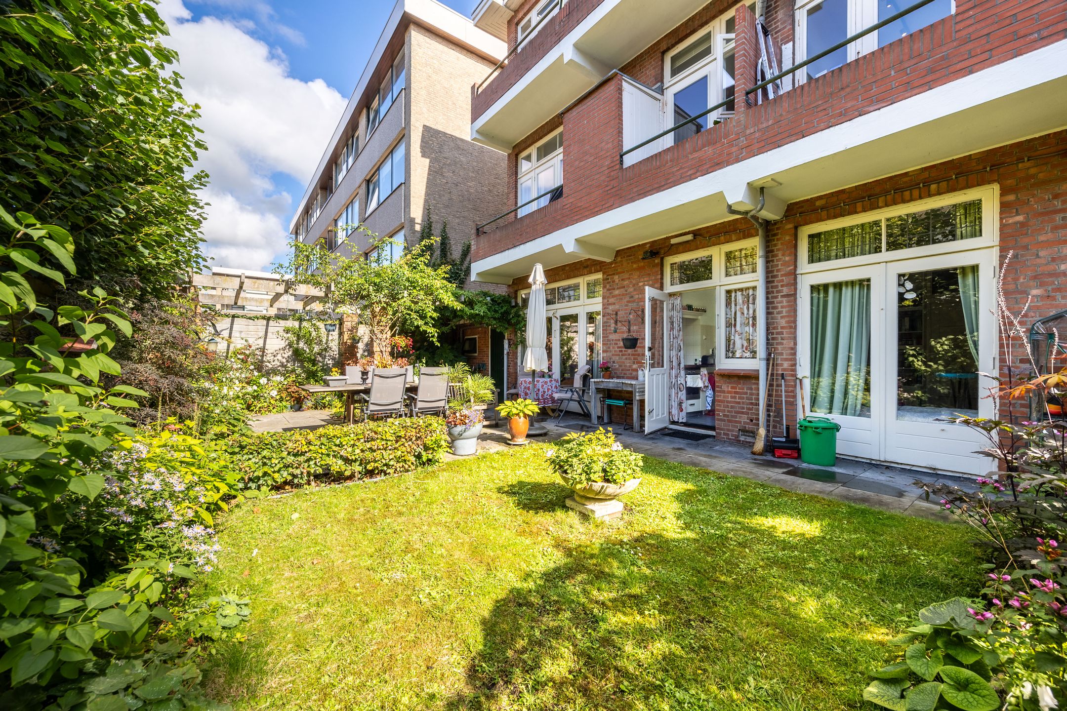 Photo 3 of Van Neckstraat 126