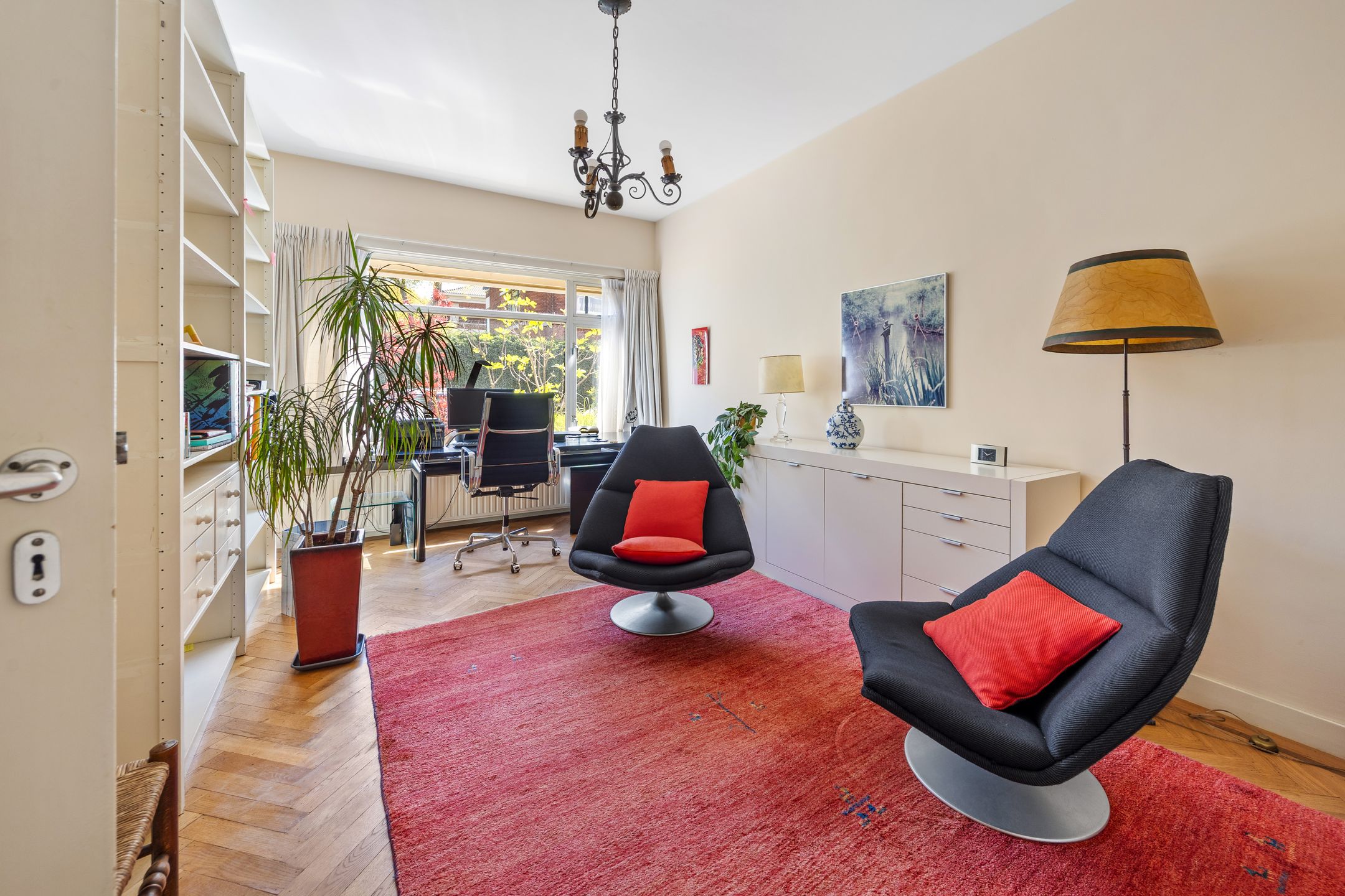 Photo 12 of Van Neckstraat 126