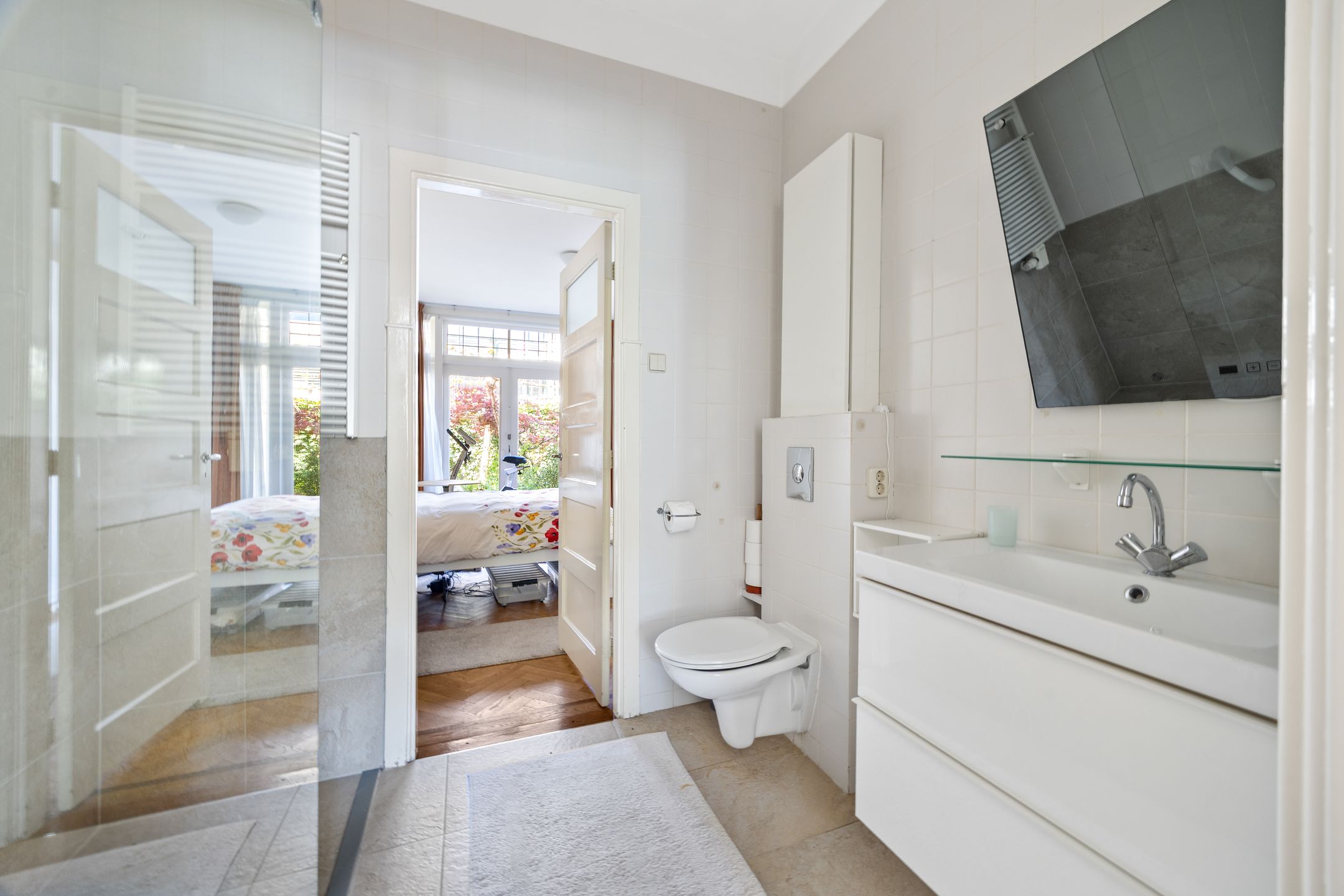 Photo 15 of Van Neckstraat 126