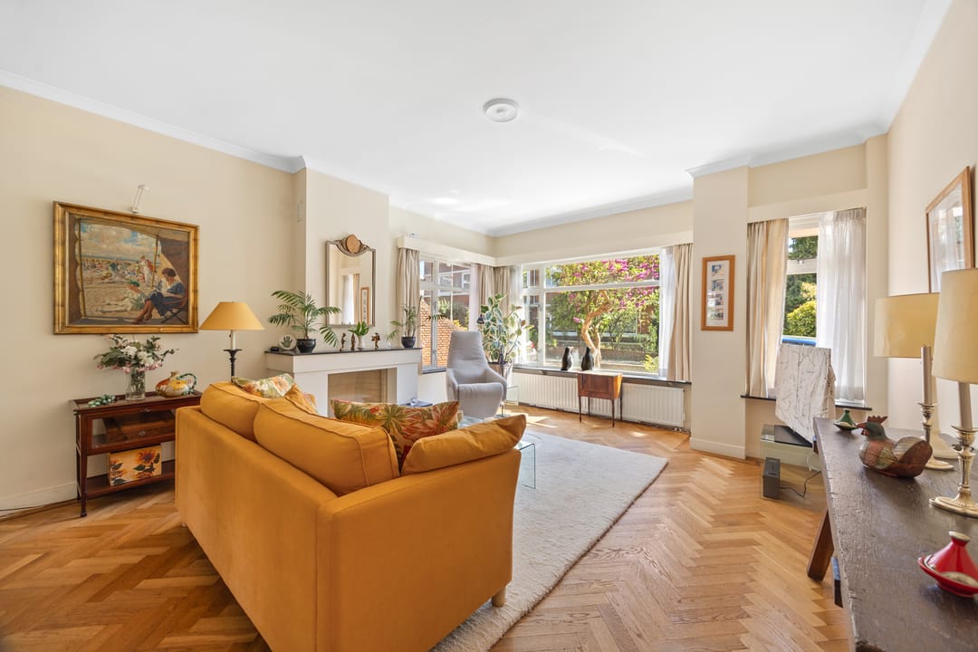 Photo 7 of Van Neckstraat 126