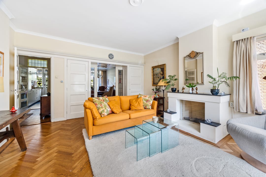 Photo 8 of Van Neckstraat 126