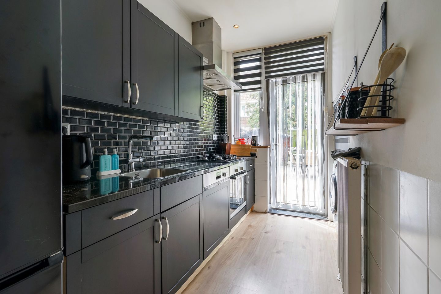 Foto 14 van De Genestetlaan 85