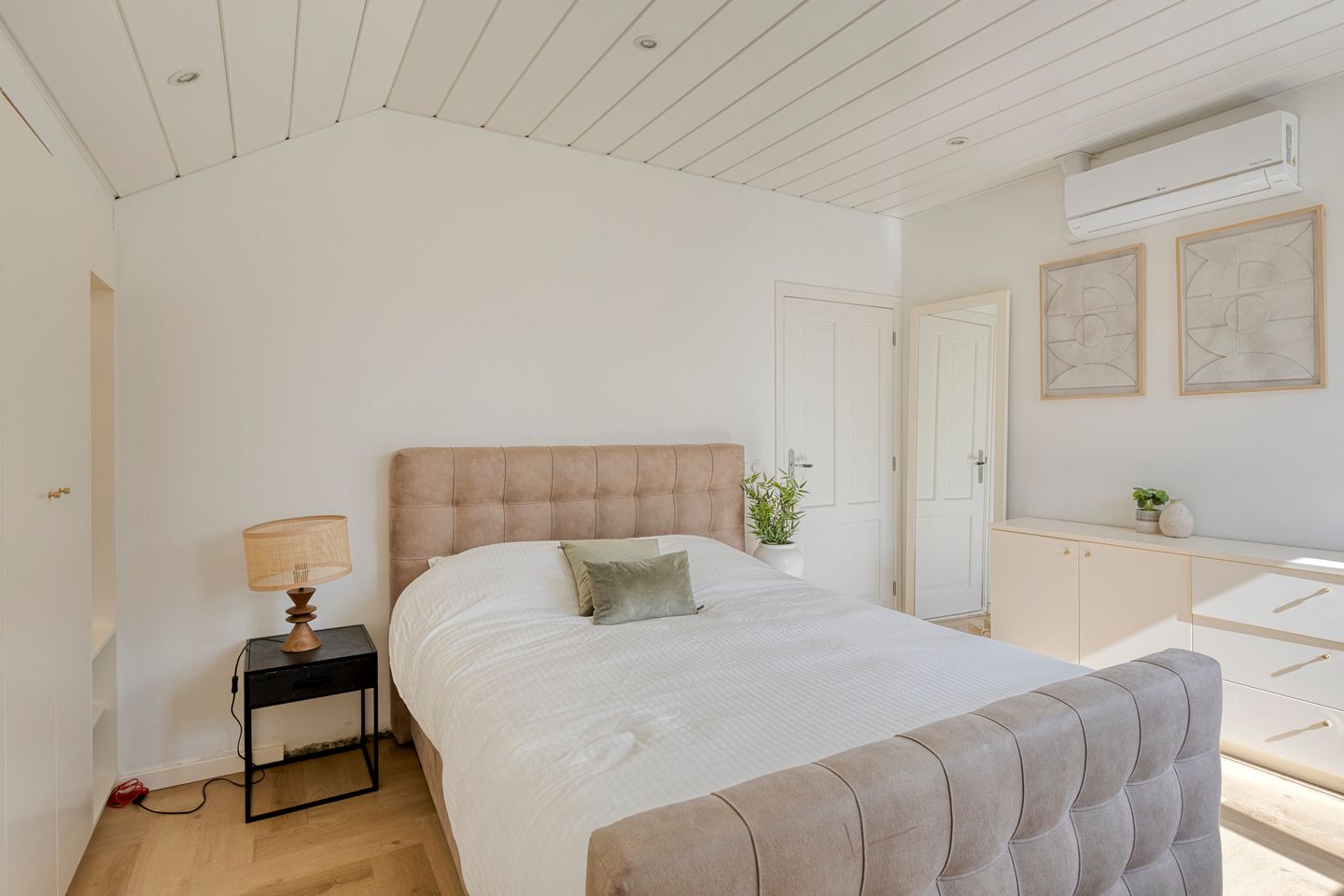 Foto 35 van van Heijnsbergenstraat 13