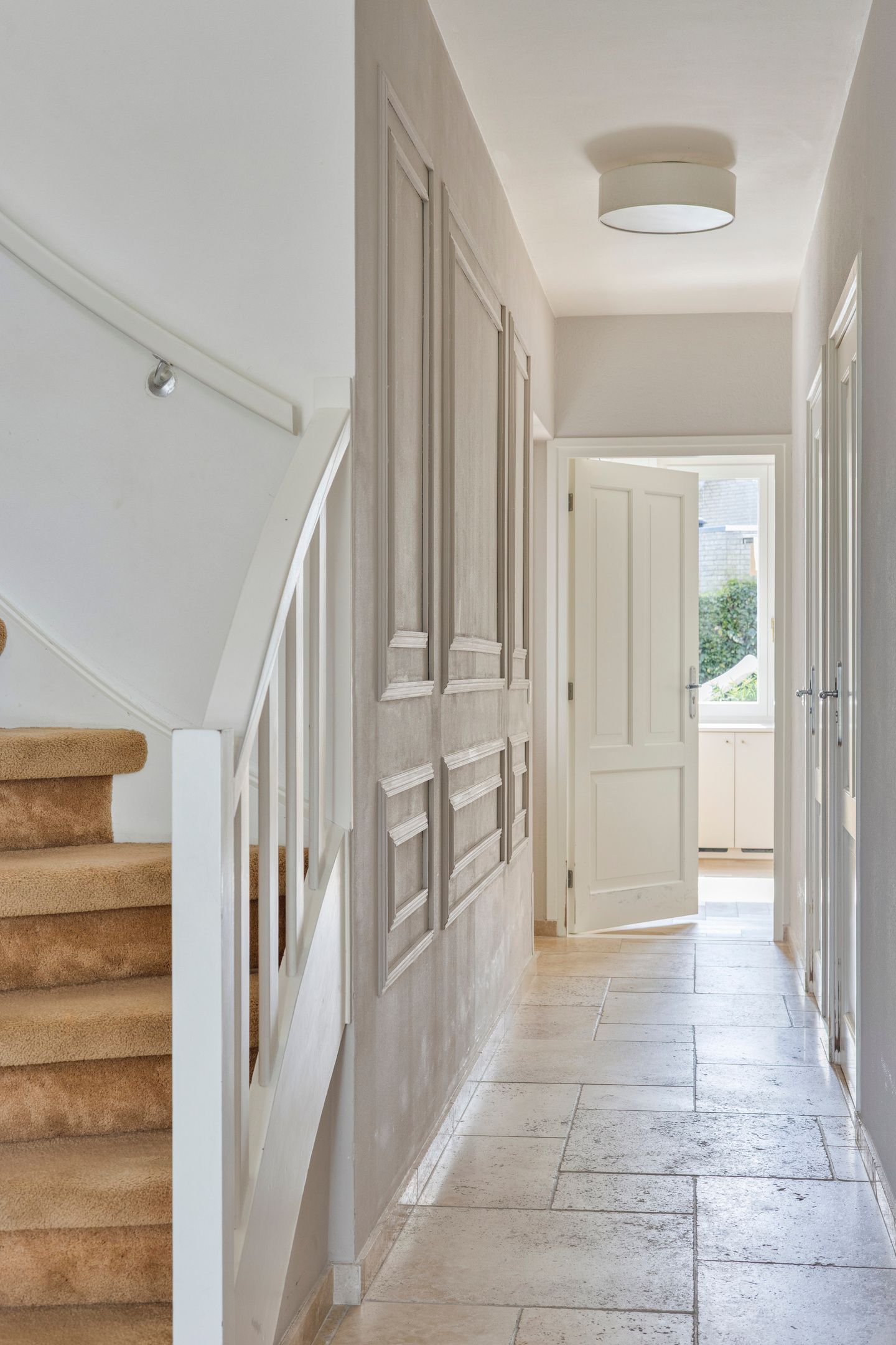 Foto 15 van van Heijnsbergenstraat 13