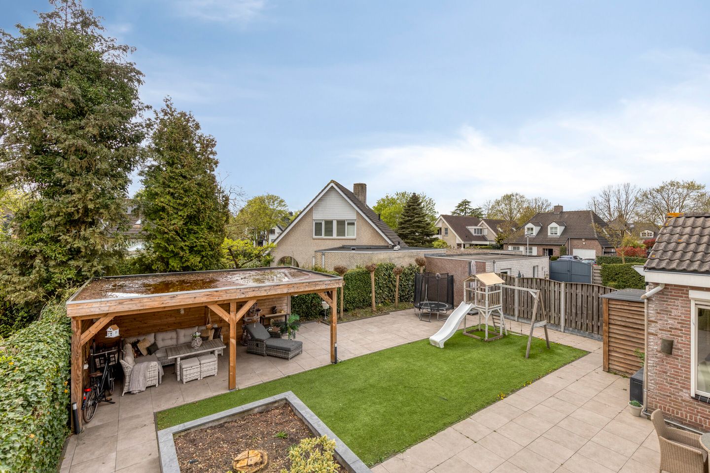 Foto 49 van van Heijnsbergenstraat 13