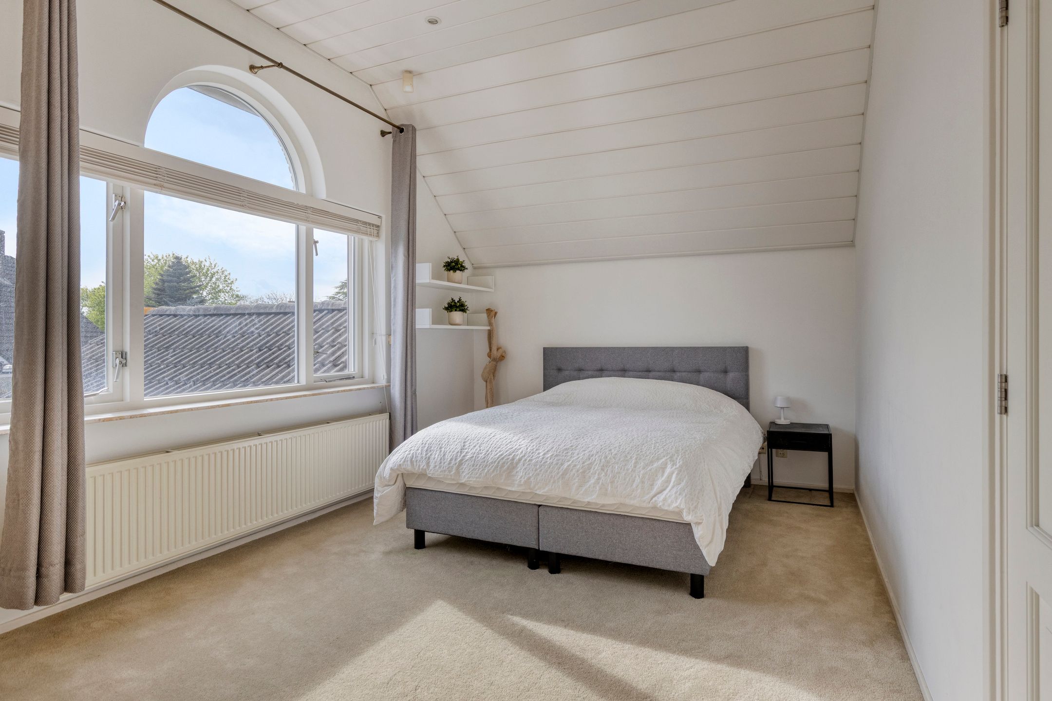 Foto 39 van van Heijnsbergenstraat 13