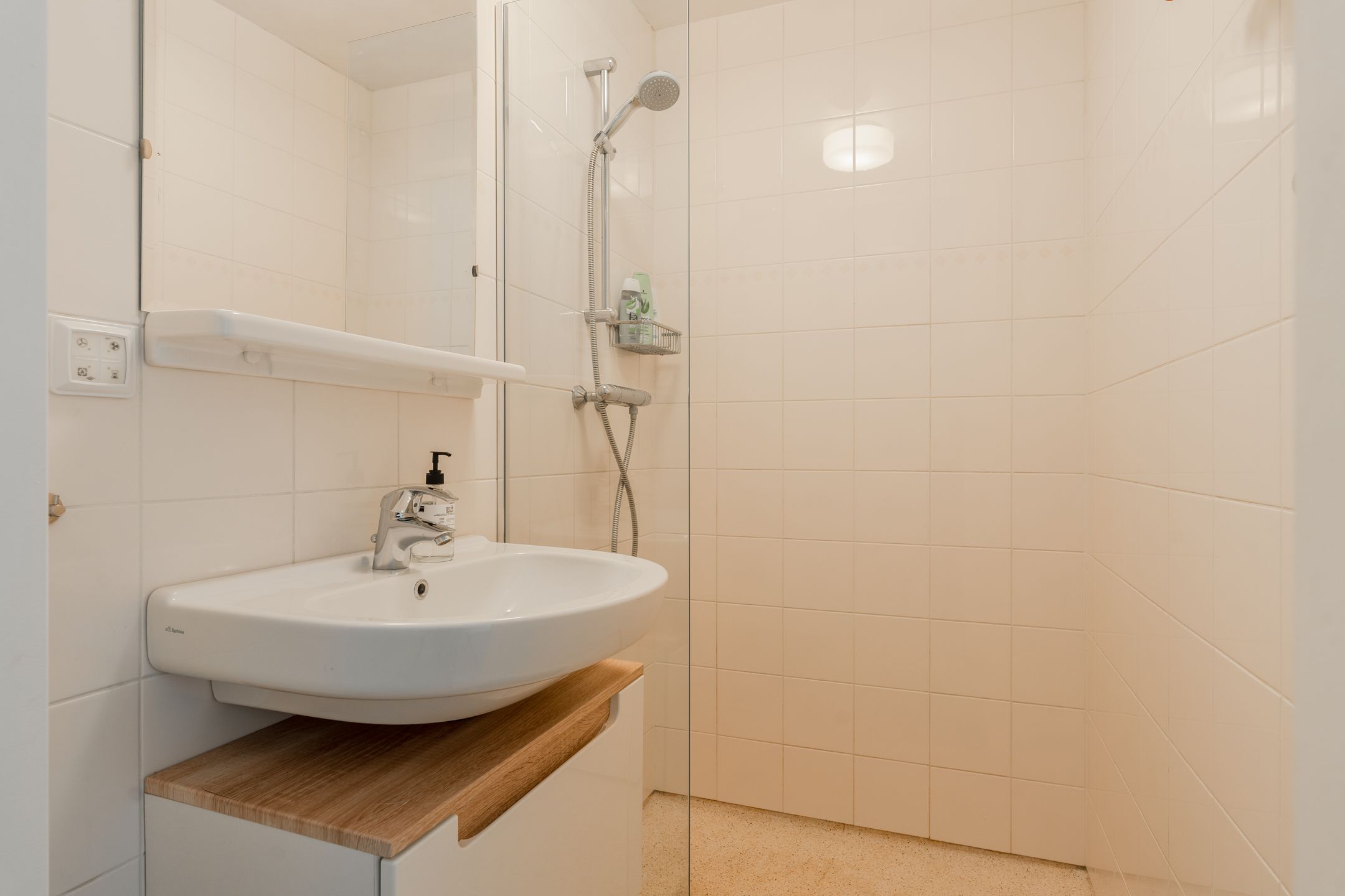 Renovated Apartment with Balcony in Oud Zuid — 21