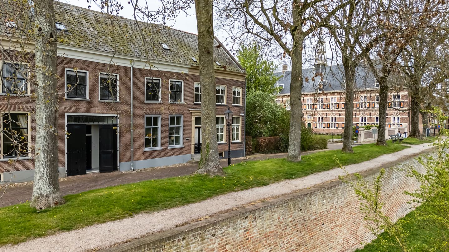 Foto 14 van Weeshuiswal 7