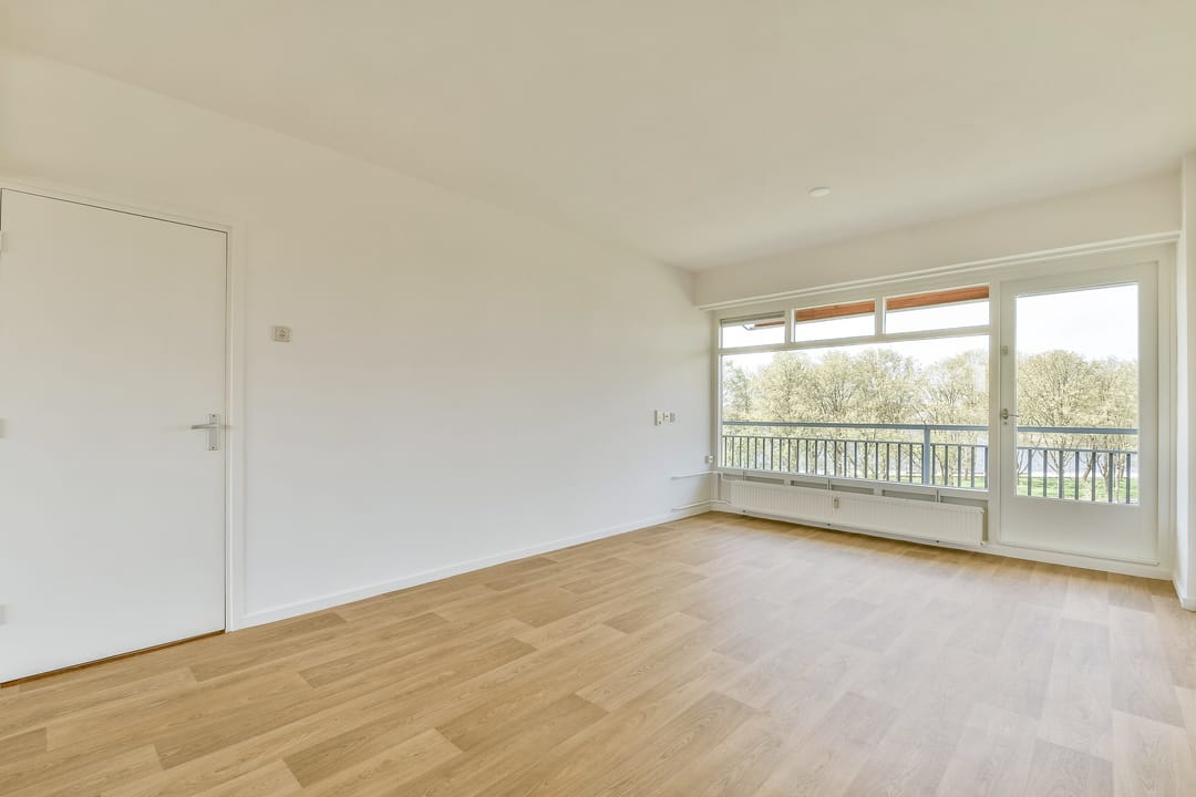 Photo 8 of Burgemeester Hogguerstraat 119