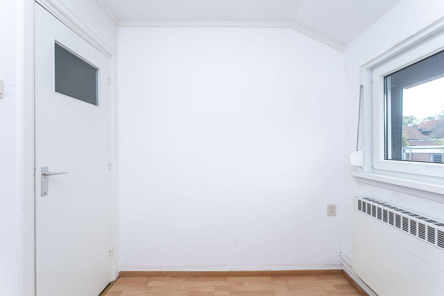 Photo 20 of Akerstraat 60