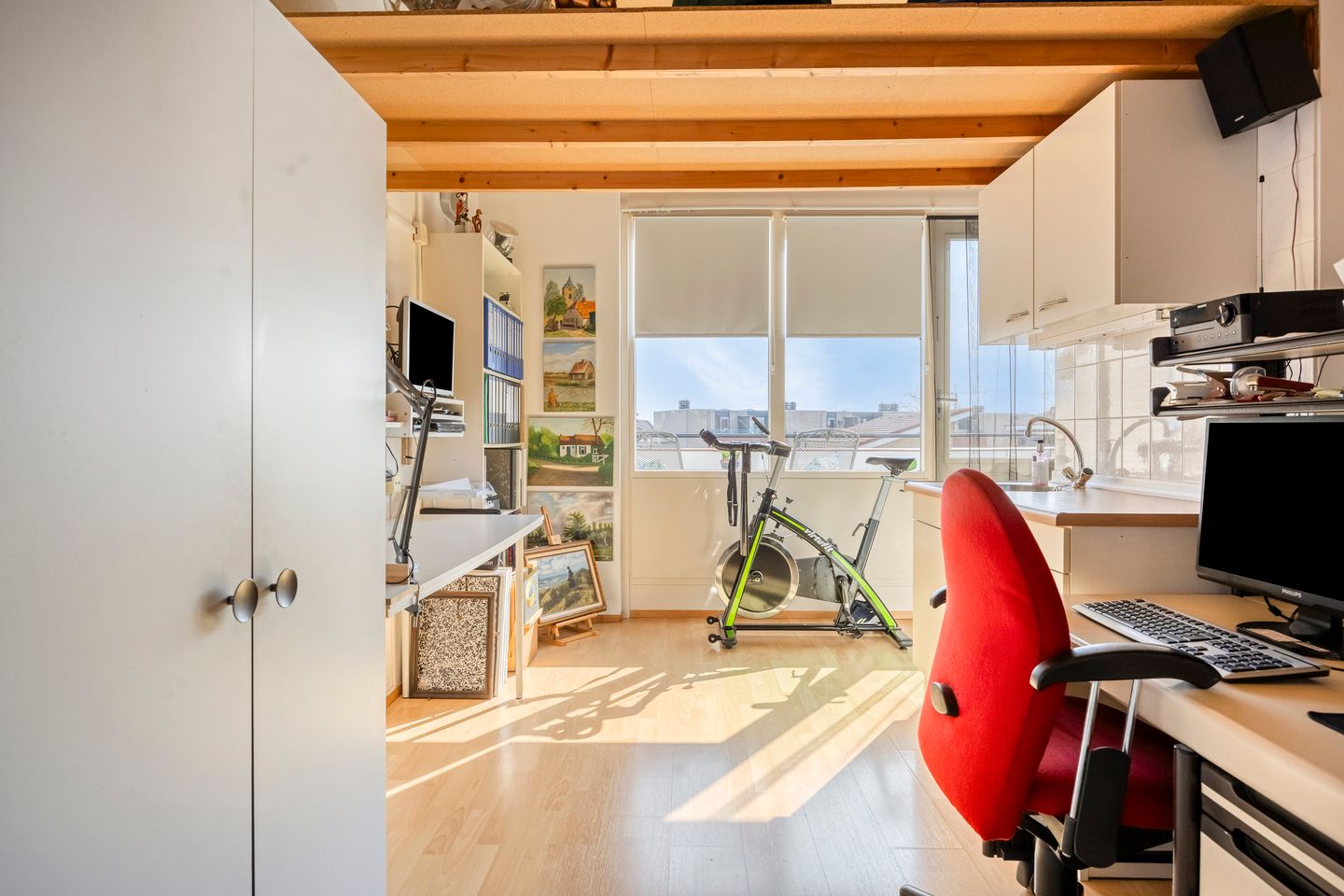 Remarkable Semi-Detached Home with Exceptional Outdoor Living Spaces in Veldhoven — 25