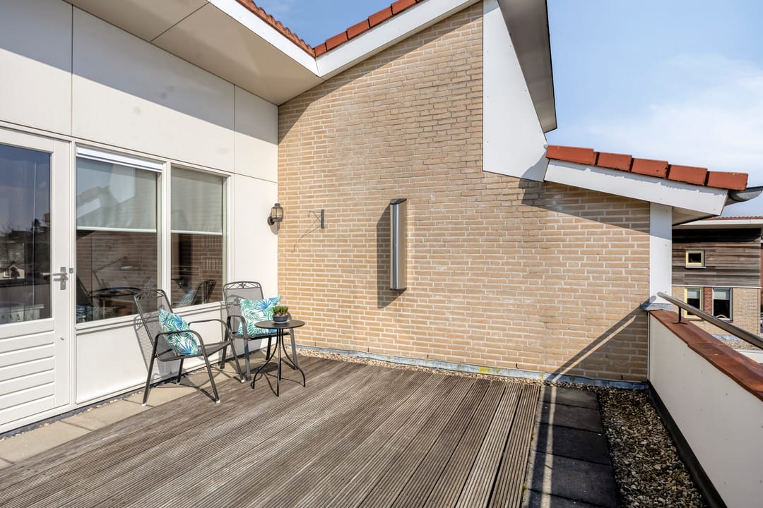 Remarkable Semi-Detached Home with Exceptional Outdoor Living Spaces in Veldhoven — 28