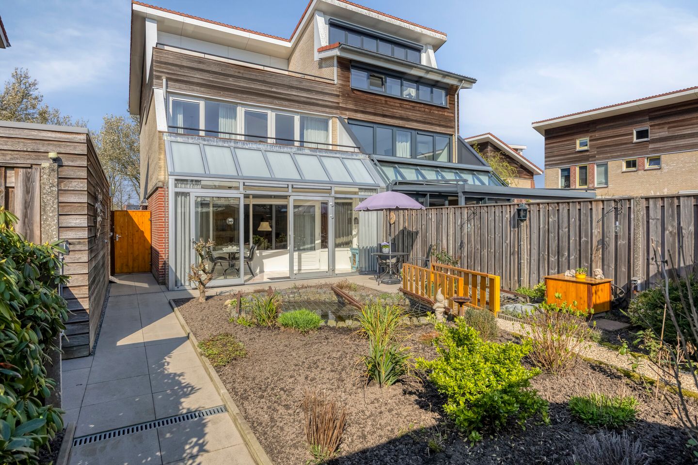 Remarkable Semi-Detached Home with Exceptional Outdoor Living Spaces in Veldhoven — 35