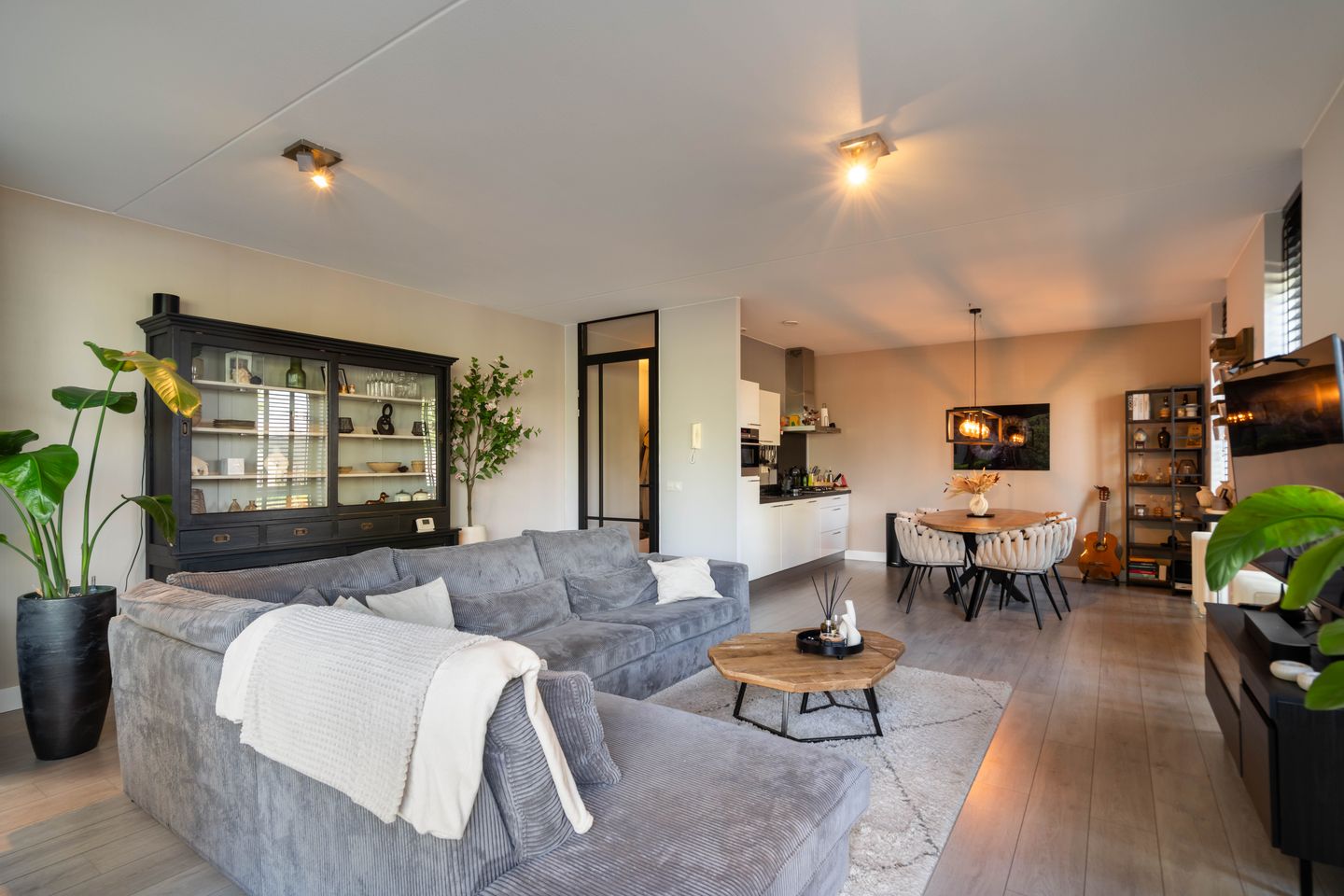 Foto 19 van Ceres 13