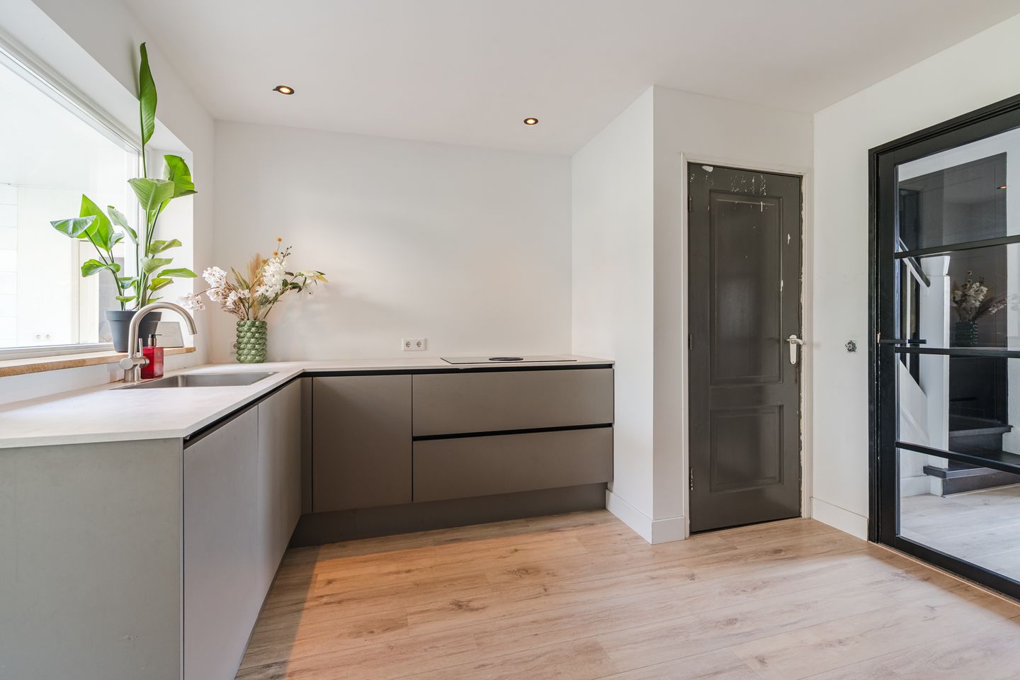 Foto 25 van Schoolstraat 14