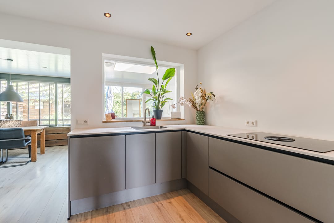 Foto 28 van Schoolstraat 14