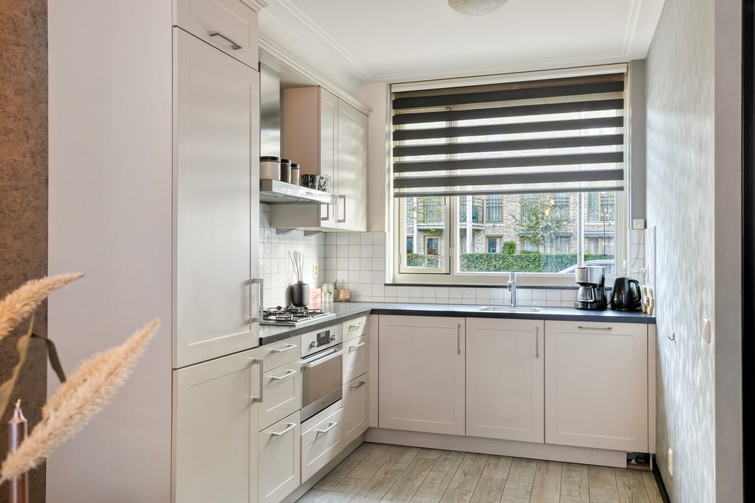 Foto 8 van Mariniersstraat 4