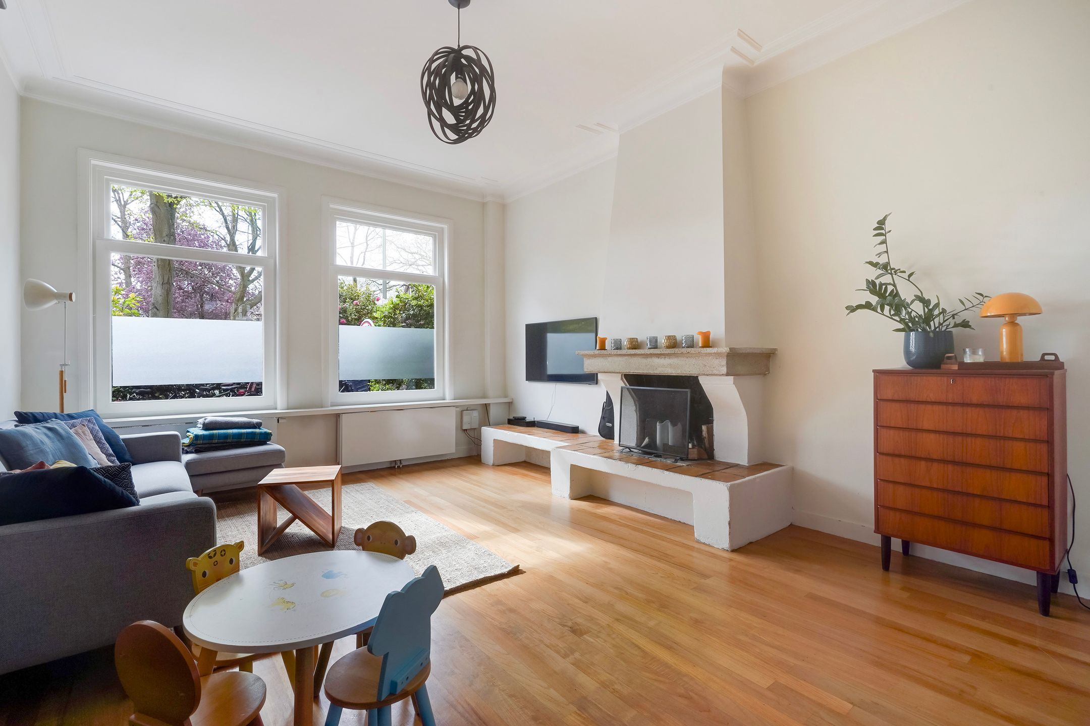 Spacious Townhouse with 7 Bedrooms in Benoordenhout — 12
