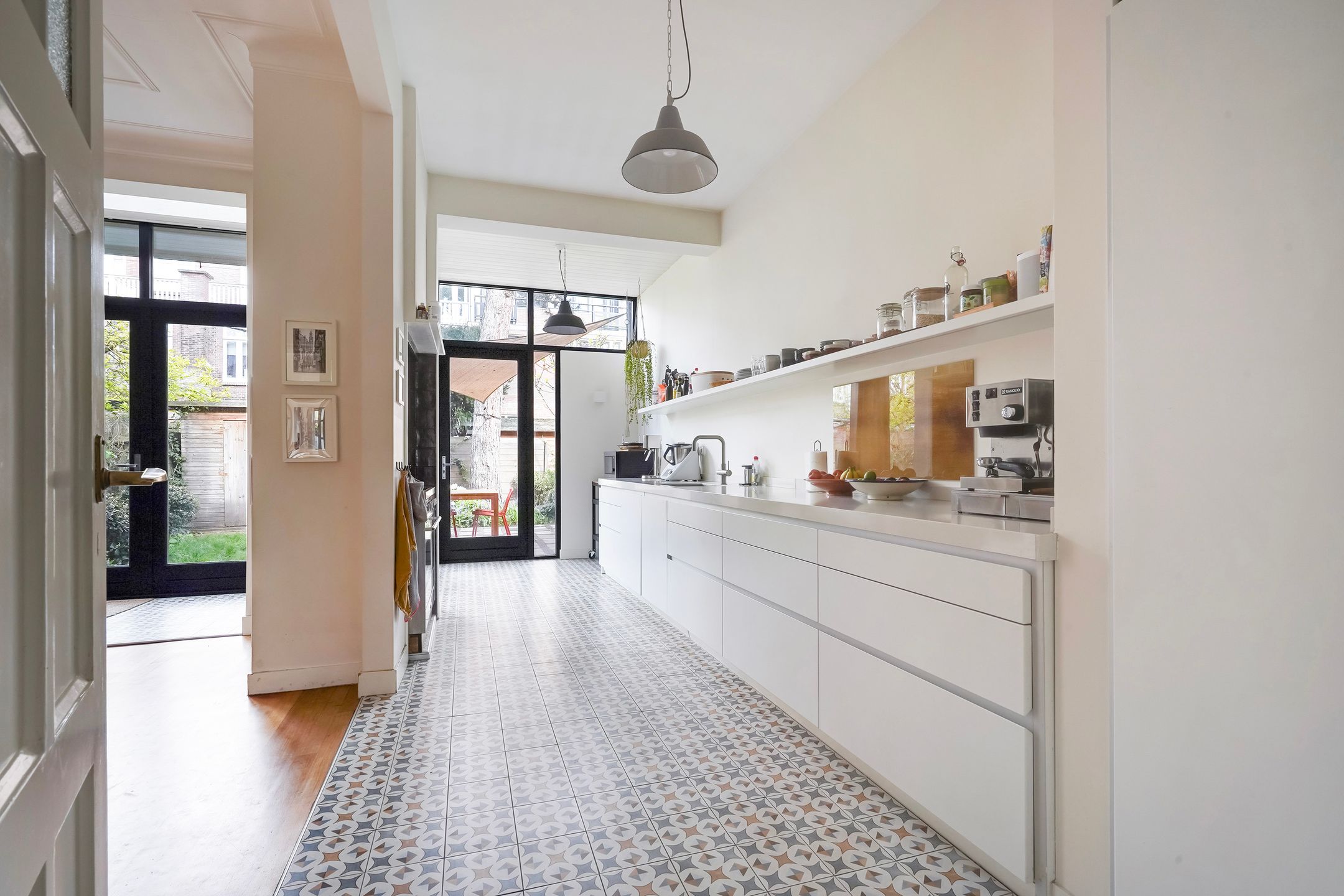 Spacious Townhouse with 7 Bedrooms in Benoordenhout — 15